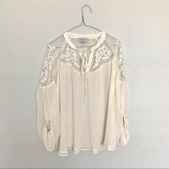 Hayden Los Angeles Ivory Lace Blouse - Picture 2 of 5